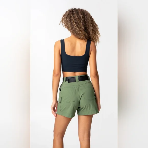 New with Tags Designed in Canada High-Rise Cargo Hiking Shorts by Alder Apparel - Picture 4 of 16